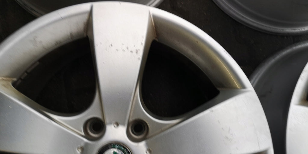 4x Alufelge 17 Zoll 7.0" 5x112 54ET 1Z0601025D Skoda Superb I Rim Wheel FEL1967127231vb