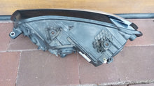 Load image into Gallery viewer, Frontscheinwerfer VW Caddy III 2K1941006B Rechts Scheinwerfer Headlight SCH5342668865cm