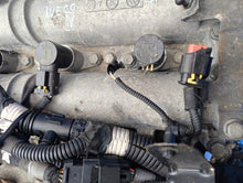 Laden Sie das Bild in den Galerie-Viewer, Motor Iveco Daily IV F1CE0441A 3.0 CNG 221TKm Benzin Engine Komplett MOT9735467160cc