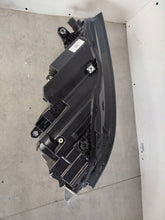 Laden Sie das Bild in den Galerie-Viewer, Frontscheinwerfer Skoda Superb 3P1941016A Rechts Scheinwerfer Headlight SCH3475862203mx