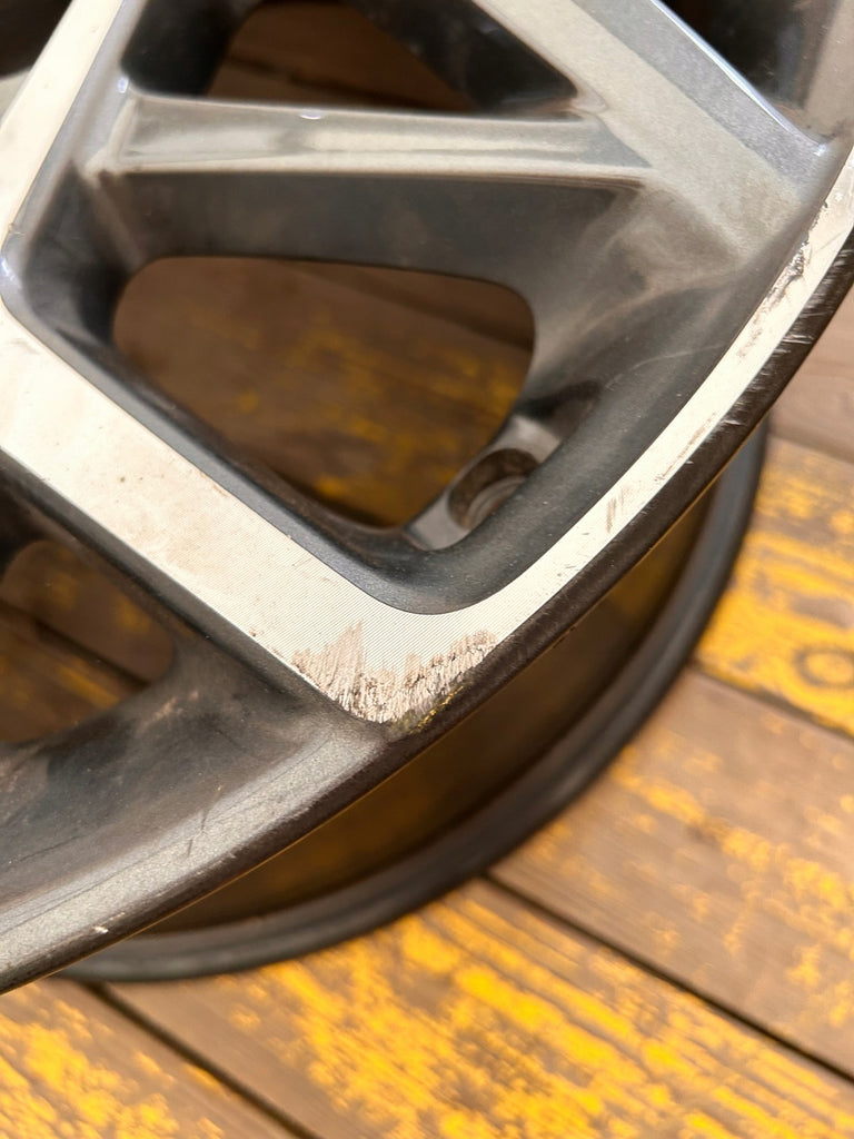 1x Alufelge 18 Zoll 7.5" 5x114.3 50ET 52910-CM300- Hyundai Rim Wheel