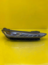 Load image into Gallery viewer, Frontscheinwerfer Hyundai Kona LED Rechts Scheinwerfer Headlight SCH5511342389zs