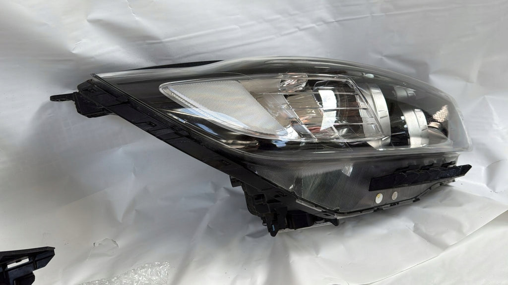 Frontscheinwerfer Kia Sorento I 92102-C5200 Rechts Scheinwerfer Headlight SCH6686129244mo