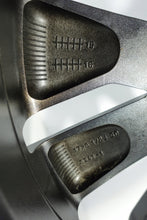 Load image into Gallery viewer, 1x Alufelge 17 Zoll 6.5&quot; 4x100 50ET Glanz Graphit AC4CH-T6 Nissan Micra V Clio