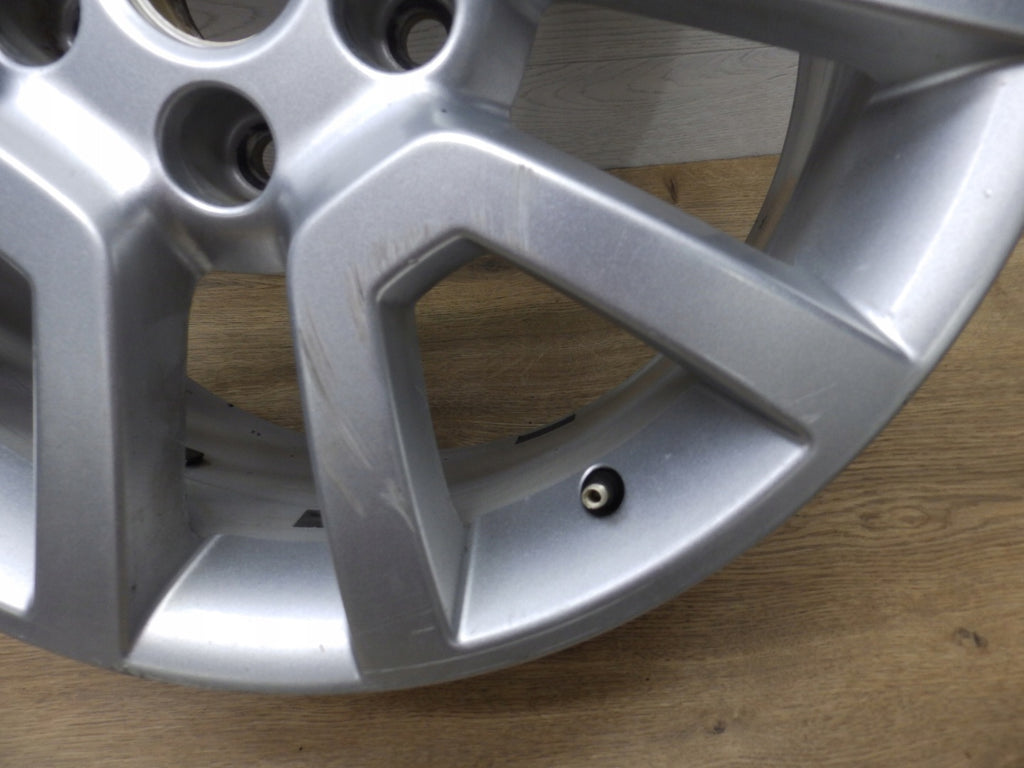 1x Alufelge 17 Zoll 7.0" 5x112 45ET Glanz Silber 5L0601025H Skoda Yeti Rim Wheel