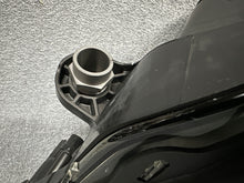 Laden Sie das Bild in den Galerie-Viewer, Frontscheinwerfer Mercedes-Benz W212 A2128200939-E Xenon Links Headlight SCH8075133114fg