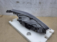 Laden Sie das Bild in den Galerie-Viewer, Frontscheinwerfer Ford Focus Links Scheinwerfer Headlight SCH6929515868zk