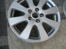 Laden Sie das Bild in den Galerie-Viewer, 1x Alufelge 17 Zoll 7.0" 5x114.3 45ET Glanz Silber 42811YY210 Toyota I Rim Wheel FEL2497095711zy