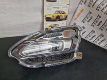 Laden Sie das Bild in den Galerie-Viewer, Frontscheinwerfer Ford 89250731 Links Scheinwerfer Headlight SCH1675724389rm