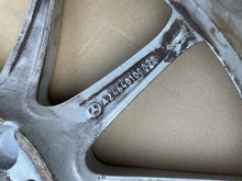 Load image into Gallery viewer, 1x Alufelge 17 Zoll 7.0&quot; 5x112 A2464010002 Mercedes-Benz W176 W246 Rim Wheel