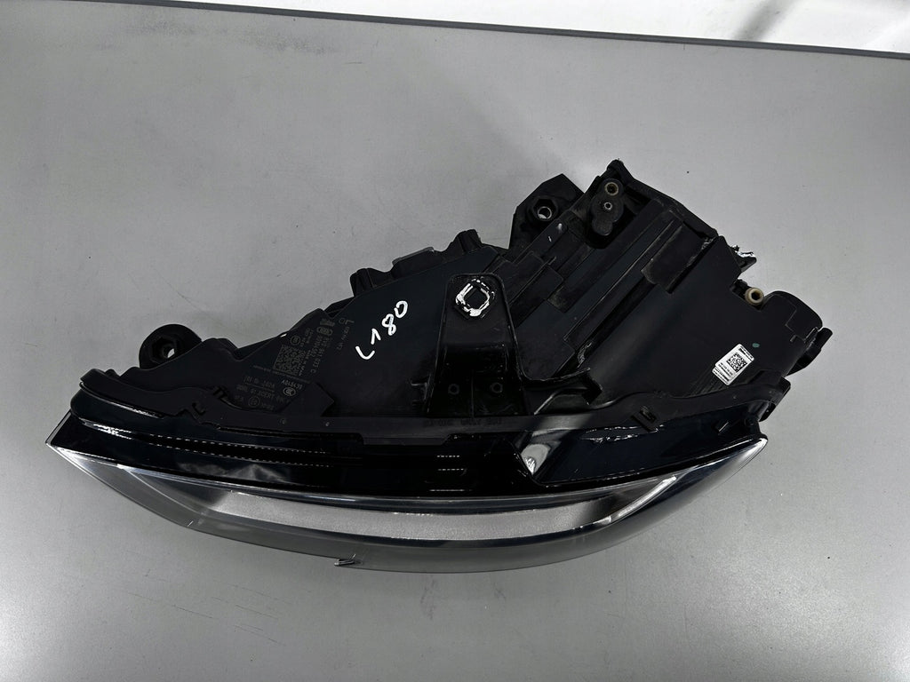 Frontscheinwerfer Audi A3 8V0941033C Ein Stück (Rechts oder Links) Headlight