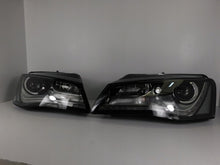 Laden Sie das Bild in den Galerie-Viewer, Frontscheinwerfer Audi A8 4H0941029AB 4H0941030AB Xenon Ein Satz Headlight SCH7585268241nq