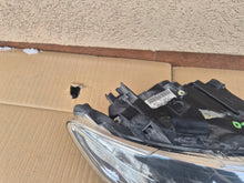 Laden Sie das Bild in den Galerie-Viewer, Frontscheinwerfer Audi Q7 4L0941004 Rechts Scheinwerfer Headlight SCH5604035414fm