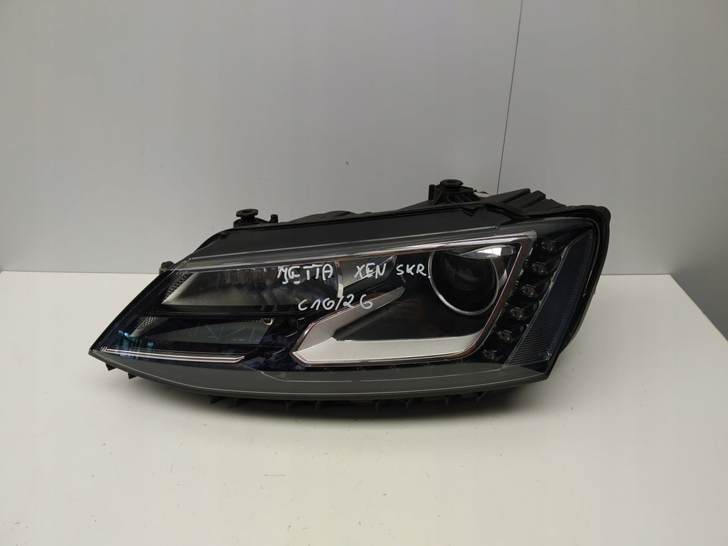 Frontscheinwerfer VW Jetta 5C7941751 LED Ein Stück (Rechts oder Links) Headlight SCH6950918700cp