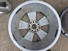Load image into Gallery viewer, 4x Alufelge 17 Zoll 7.5" 5x112 51ET Glanz Silber 8V0601025BK Audi A4 A3 I FEL1991184668vi