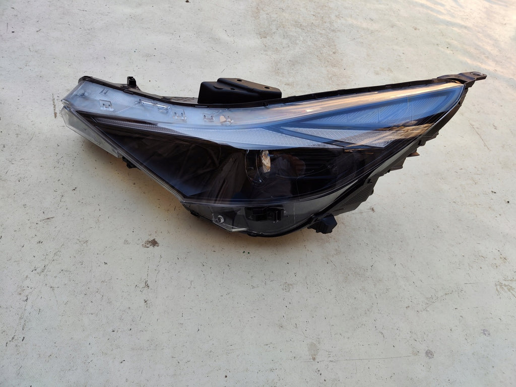 Frontscheinwerfer Hyundai Elantra VII 92101-AA Links Scheinwerfer Headlight SCH6651875750xz