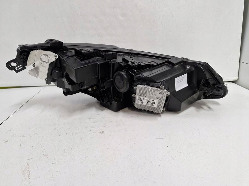 Frontscheinwerfer VW Golf VIII LED Ein Stück (Rechts oder Links) Headlight SCH7920397771mp