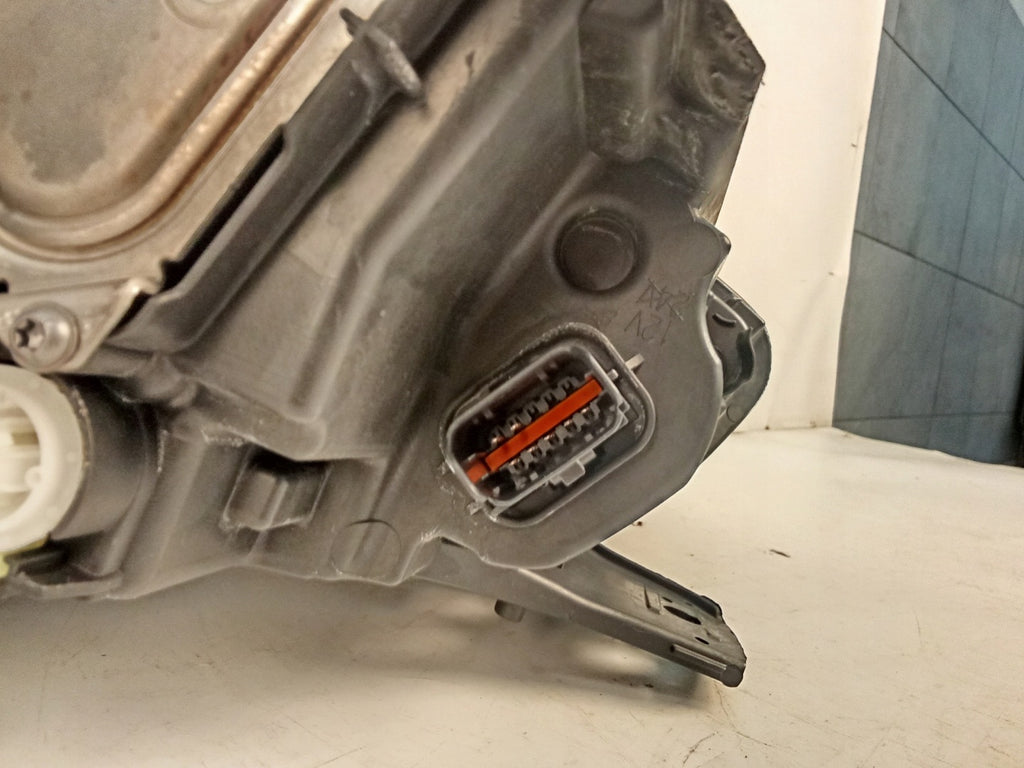 Frontscheinwerfer Renault Captur II 260104900R Rechts Scheinwerfer Headlight SCH3727032713ja