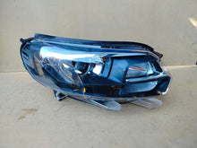 Laden Sie das Bild in den Galerie-Viewer, Frontscheinwerfer Opel Zafira 9832836480 Xenon Rechts Scheinwerfer Headlight
