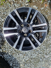 Laden Sie das Bild in den Galerie-Viewer, 1x Alufelge 16 Zoll 8.0&quot; 5x108 50ET 31445799 Volvo Rim Wheel