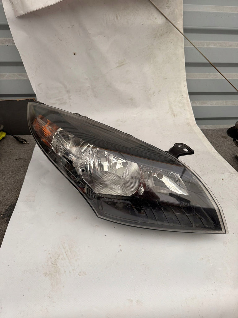 Frontscheinwerfer Renault Megane III 030124420400 0297141011260103187R Rechts SCH1238950158ul