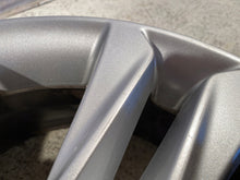 Laden Sie das Bild in den Galerie-Viewer, 1x Alufelge 16 Zoll 6.5&quot; 5x114.3 50ET 52910-A6370 Hyundai Elantra Rim Wheel