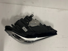 Laden Sie das Bild in den Galerie-Viewer, Frontscheinwerfer BMW X1 F48 5A01172 Full LED Rechts Scheinwerfer Headlight SCH5810441167lw