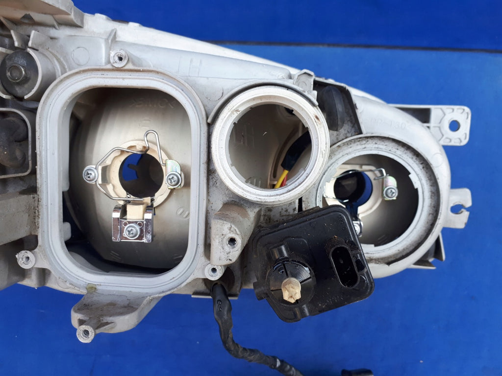 Frontscheinwerfer Hyundai 101-7497 Xenon Links Scheinwerfer Headlight SCH9924245774xq