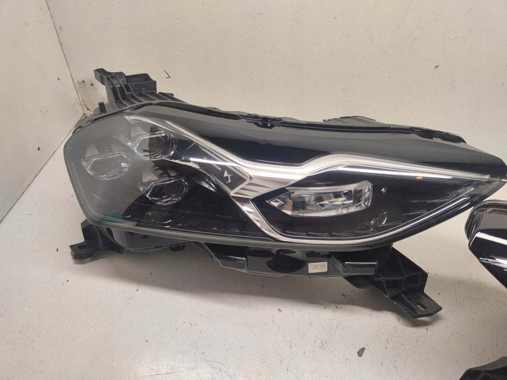 Frontscheinwerfer Citroën Ds3 9820840780 9820840680 LED Rechts oder Links SCH2885535952mm