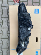Laden Sie das Bild in den Galerie-Viewer, Frontscheinwerfer Hyundai Tucson 92102D7000 D7921110B0 Rechts Headlight SCH5685453184nd