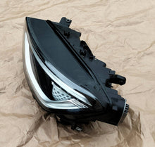 Laden Sie das Bild in den Galerie-Viewer, Frontscheinwerfer VW Id.4 11B941035K Links Scheinwerfer Headlight SCH6850051431yr