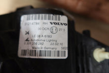 Load image into Gallery viewer, Frontscheinwerfer Volvo C70 II 31214784 Xenon Rechts Scheinwerfer Headlight SCH1672680431mj