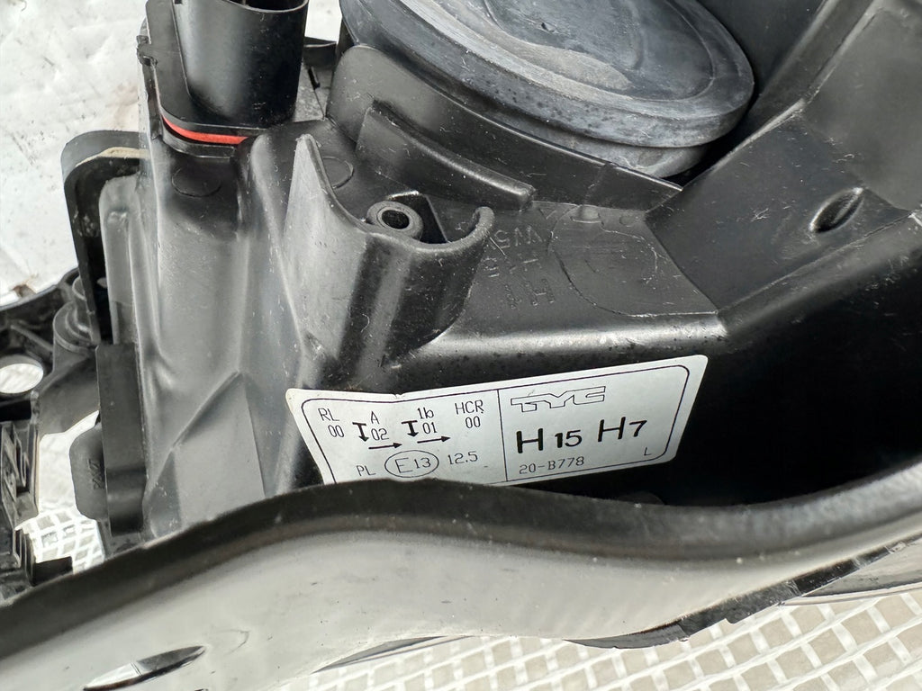 Frontscheinwerfer VW Golf VI TYC20-B778 Links Scheinwerfer Headlight SCH3509388289wg