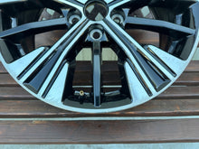 Laden Sie das Bild in den Galerie-Viewer, 1x Alufelge 18 Zoll 7.0" 5x114.3 38ET Glanz Schwarz Mitsubishi Outlander I FEL8211051837ha