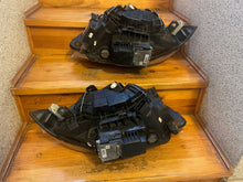 Laden Sie das Bild in den Galerie-Viewer, Frontscheinwerfer BMW 1 E81 E87 7170292-03 Xenon Links Scheinwerfer Headlight SCH6124645886kk