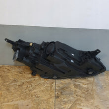 Laden Sie das Bild in den Galerie-Viewer, Frontscheinwerfer Ford Kuga LV4B-13E015-CD Links Scheinwerfer Headlight SCH4517364921rt