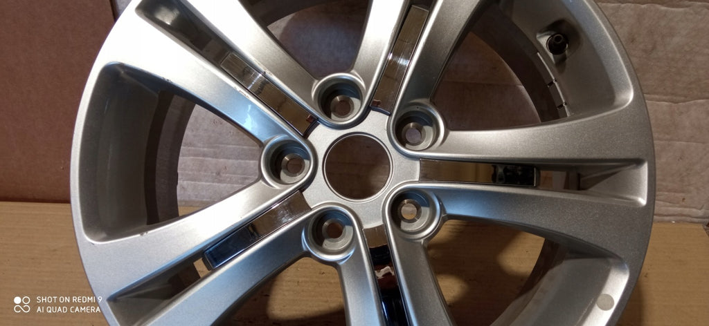 1x Alufelge 17 Zoll 7.0" 5x114.3 56ET Glanz Silber 52910-2R360 Hyundai I FEL8363557714mr