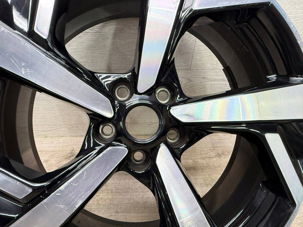 1x Alufelge 19 Zoll 7.0" 5x114.3 40ET Glanz Schwarz N88901 Nissan Qashqai I FEL7991724794hw