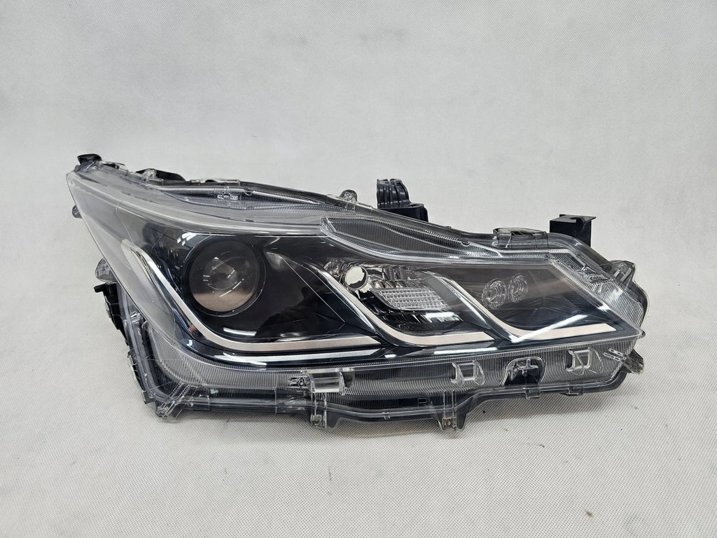 Frontscheinwerfer Toyota Corolla 81110-2T31-00 Rechts Scheinwerfer Headlight