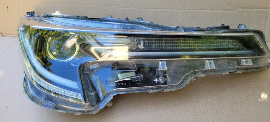 Frontscheinwerfer Toyota Corolla 81110-02S70 Rechts Scheinwerfer Headlight SCH5634917170ec