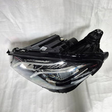 Laden Sie das Bild in den Galerie-Viewer, Frontscheinwerfer Mercedes-Benz W213 A21390687 Links Scheinwerfer Headlight SCH5105347281qe