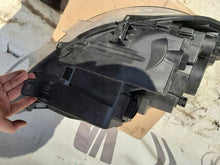 Laden Sie das Bild in den Galerie-Viewer, Frontscheinwerfer Mercedes-Benz Sprinter RKC13664 Vorderseite Headlight