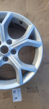 Laden Sie das Bild in den Galerie-Viewer, 1x Alufelge 17 Zoll Nissan Juke Rim Wheel FEL1171556662yr