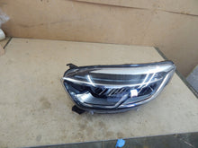 Laden Sie das Bild in den Galerie-Viewer, Frontscheinwerfer Renault Captur I 260606152R Links Scheinwerfer Headlight SCH1470949884ar