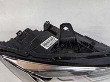 Laden Sie das Bild in den Galerie-Viewer, Frontscheinwerfer Audi Q2 81D941034B Full LED Rechts Scheinwerfer Headlight