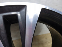 Load image into Gallery viewer, 1x Alufelge 18 Zoll 8.0" 5x120 52ET Glanz Silber 6796211 BMW 1 F21 Rim Wheel FEL2721438034wq