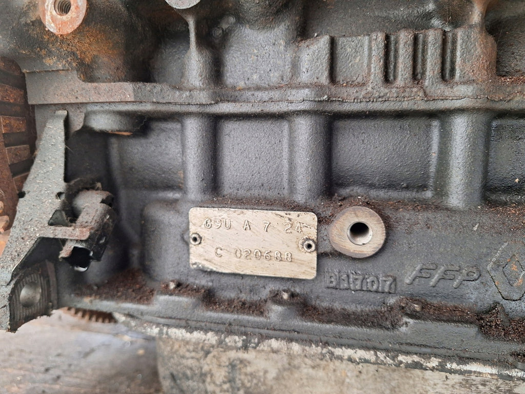 Motor Renault Master II G9U A724 2.5 DCI Diesel Engine Unkomplett