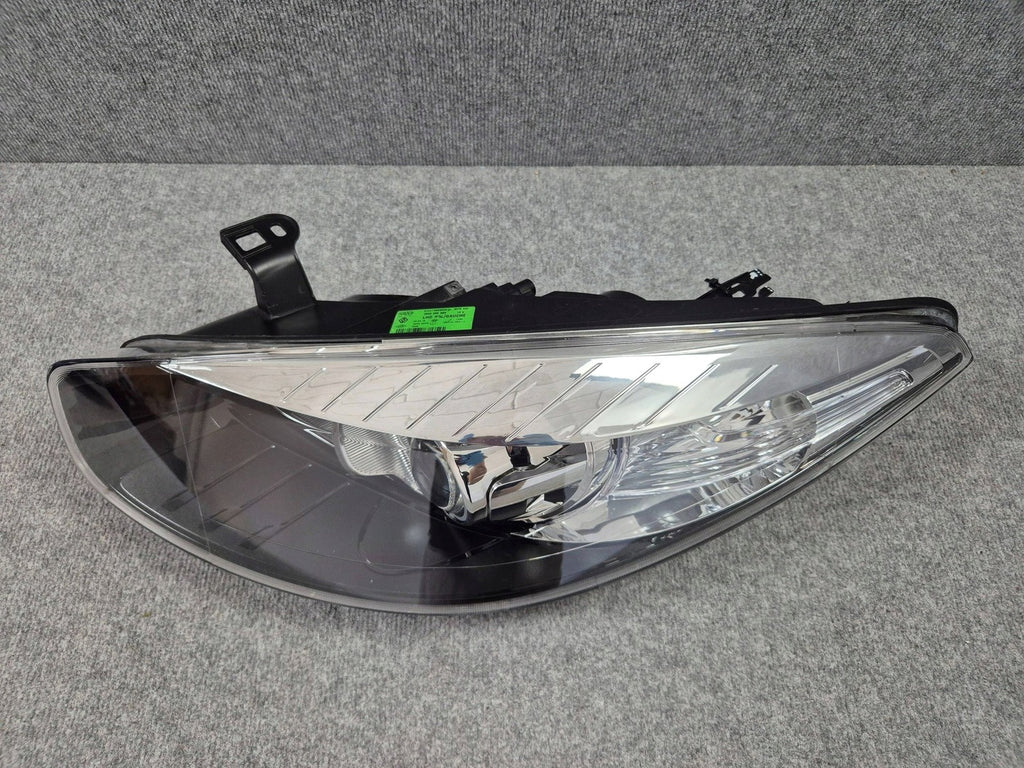 Frontscheinwerfer Renault Fluence 260606836R Vorderseite Scheinwerfer Headlight SCH8307894035if