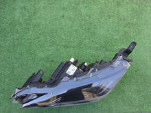 Laden Sie das Bild in den Galerie-Viewer, Frontscheinwerfer Toyota Yaris Cross Full LED Links Scheinwerfer Headlight SCH6594175795jg