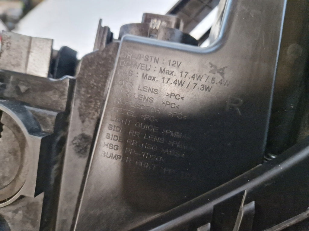 Frontscheinwerfer Hyundai Santa Fe IV LED Rechts Scheinwerfer Headlight